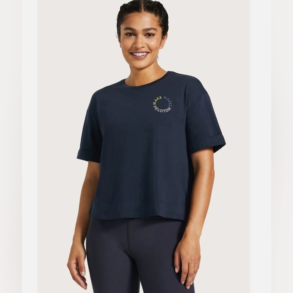 Peloton Women's Short Sleeve Tee T-Shirt with Rolled Sleeves Navy Size Large - Picture 1 of 9